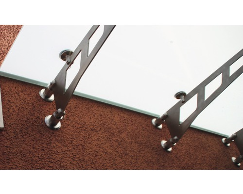 Vordach mit Metallhalterung und Glasplatte