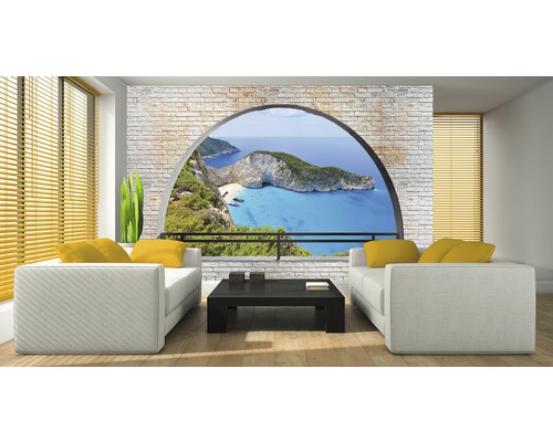 Wohnzimmer mit Wandtapete, die einen Blick auf eine Küstenlandschaft bietet