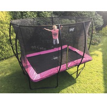 Rechteckiges Gartentrampolin mit Sicherheitsnetz und springendem Kind