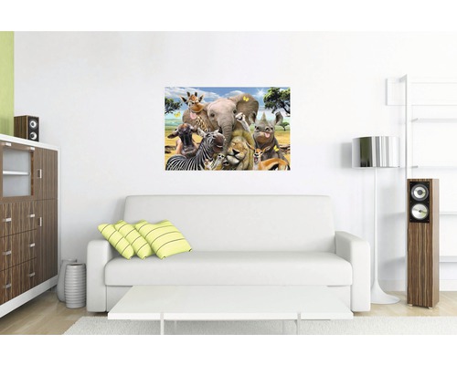 Dekoratives Wandbild mit Tiermotiv im Wohnzimmer
