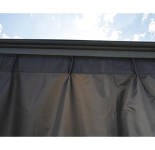 Detailaufnahme einer Gartenpavillon-Seitenwand