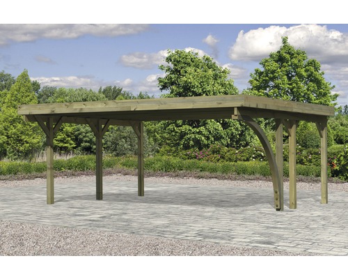 Holzcarport mit Flachdach im Außenbereich