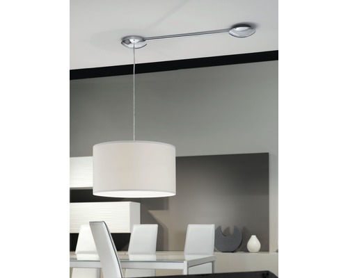 Esszimmer mit moderner Deckenleuchte mit Stoffschirm und ausziehbarem Arm