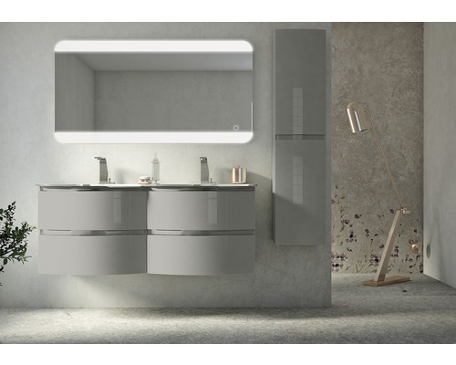 Badezimmer mit Waschtischunterschrank, Spiegel mit Beleuchtung und Hängeschrank