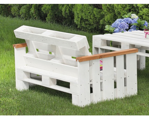 Gartenmöbel-Set aus Paletten mit Bank und Tisch