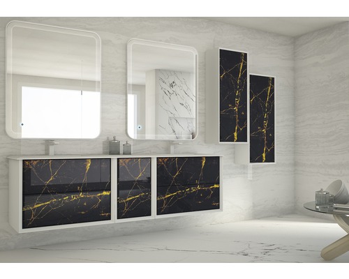 Badezimmer mit Waschtischunterschrank, zwei Spiegeln und zwei Hängeschränken