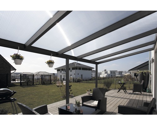 Terrassenüberdachung SKAN HOLZ Garda 434x257 cm anthrazit Terrasse mit Überdachung, Gartenmöbeln und Blick ins Grüne