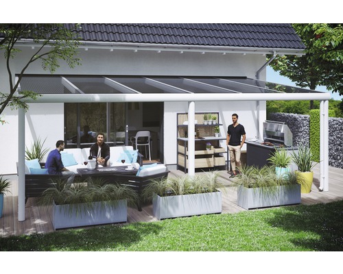 Terrassenüberdachung SKAN HOLZ Garda 648x257 cm weiß Terrasse mit Terrassenüberdachung, Sitzmöbeln und Grill für den Außenbereich