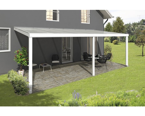 Terrasse mit Überdachung, Gartenmöbeln und Pflanzen