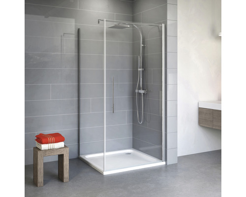 Drehtür mit Seitenwand Schulte ExpressPlus Alexa Style 2.0 EP3215065015002619 900x900x1920 mm Echtglas Klar hell aluminium mit schmutzabweisender Glasbeschichtung Duschkabine mit Duschwanne in einem hellen Badezimmer