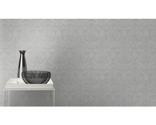 Dekorative Tapete mit Muster im Interieur