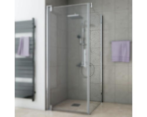 Duschkabine mit Drehtür aus Glas im Badezimmer