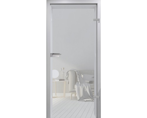 Glastür mit Beschlägen in einem hellen Raum