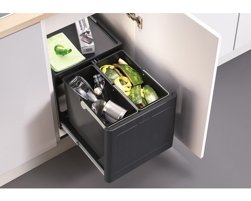 Abfalltrennsystem unter der Spüle mit zwei Behältern für Küchenabfälle und Wertstoffe