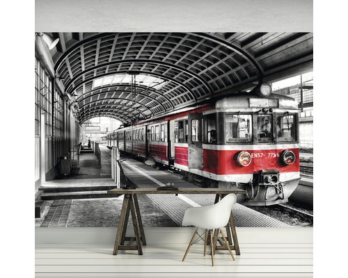 Fototapete mit einem Zug im Bahnhof