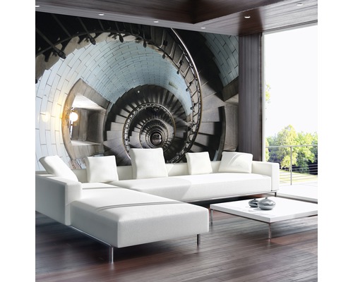 Wohnzimmer mit Fototapete einer Wendeltreppe