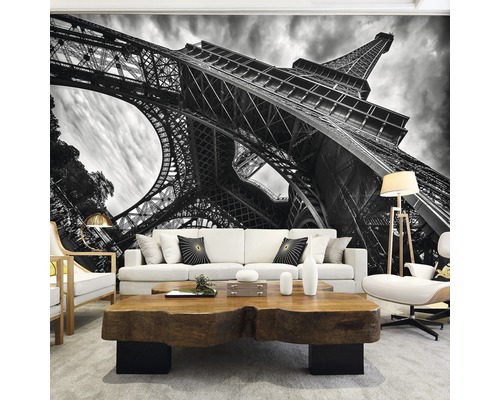 Wohnraum mit Fototapete des Eiffelturms