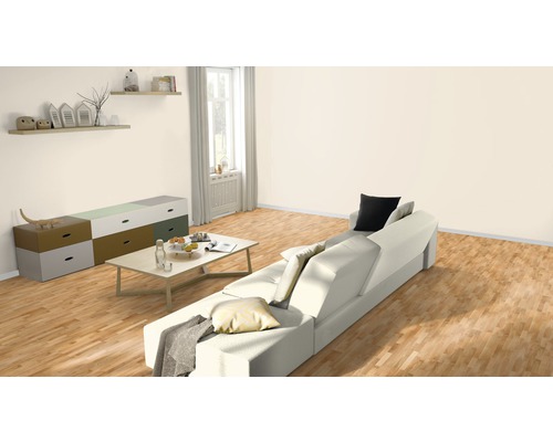 Wohnzimmer mit Sofa, Couchtisch und Kommode im modernen Stil