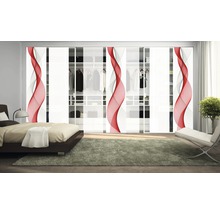 Schlafzimmer mit Schiebetürenschrank und abstrakten Dekorelementen