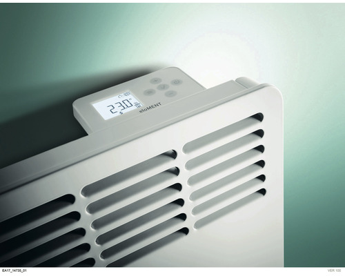 Nahaufnahme eines Heizkörpers mit digitalem Display und Bedienelementen.