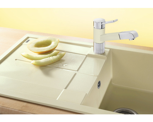 Küchenspüle mit Abtropffläche und Einhebelmischer