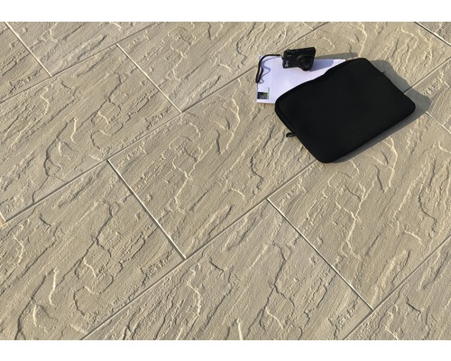 Terrassenplatten mit Natursteinoptik und Zubehör