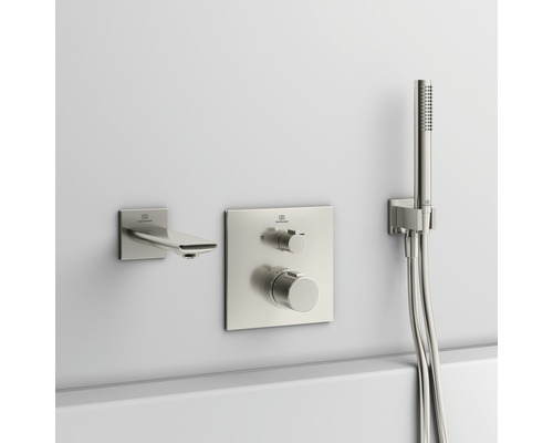 Badarmatur-Set mit Mischer, Auslauf und Handbrause