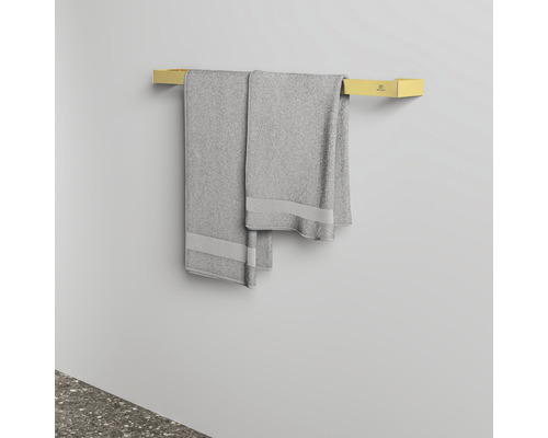 Handtuchhalter mit zwei grauen Handtüchern