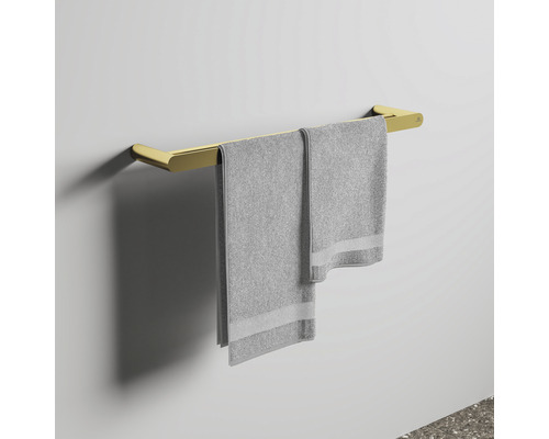 Handtuchhalter mit zwei grauen Handtüchern