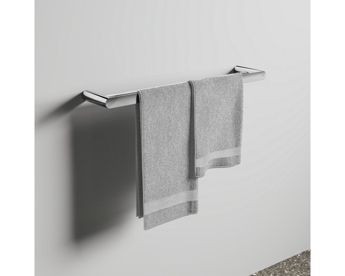 Handtuchhalter aus Metall mit zwei Handtüchern