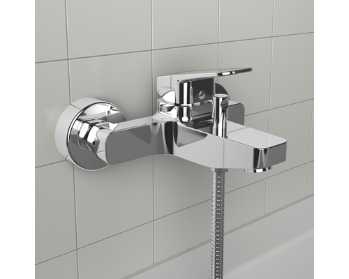 Wandarmatur für Badewanne mit Brauseschlauch