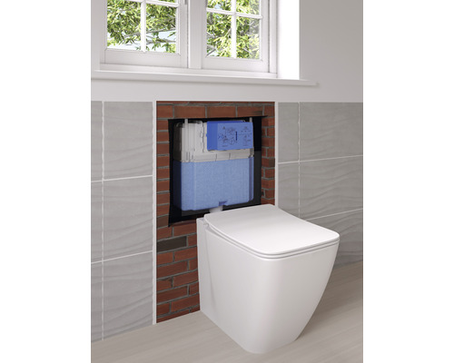 Wand-Tiefspül-WC mit Unterputzkasten in einem Badezimmer.