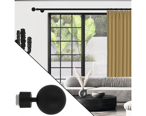 Vorhangstange mit Gardine in einem Wohnzimmer