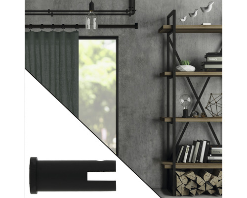 Dekorative Gardinenstange mit Endstück vor einer Betonwand und einem Regal