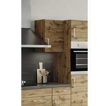 Küchenzeile mit Dunstabzugshaube, Schränken und Schubladen im Holzdesign