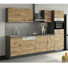 Komplette Küche mit Spüle, Geschirrspüler, Herd und Dunstabzugshaube