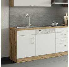 Küchenzeile mit Spüle, Geschirrspüler und Unterschränken