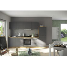 Moderne graue Küche mit Holzdetails, Spüle, Herd und Esstisch