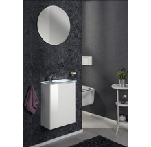 Modernes Badezimmer mit Waschtisch, Spiegel und Toilette