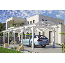Holz Carport mit einem Auto und einem Fahrrad vor einem modernen Haus