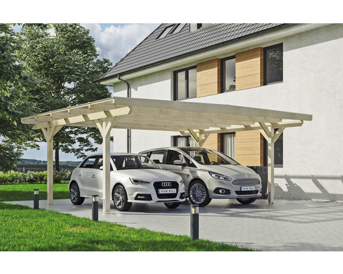 Doppelcarport aus Holz mit zwei geparkten Autos vor einem Haus