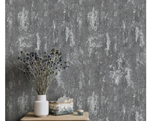 Graue Tapete mit abstraktem Muster im Interieur
