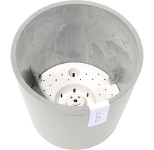 Innenansicht eines grauen Pflanzgefäßes mit Bewässerungseinsatz