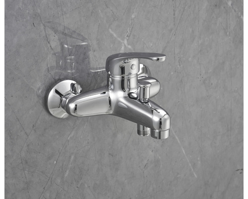 Wandarmatur für die Badewanne