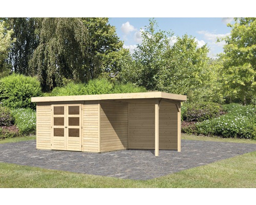 Gartenhaus Karibu Kodiak 4 inkl. Schleppdach 2,4 m und Rückwand 554 x 238 cm natur Holzgartenhaus mit Anbau vor Bäumen