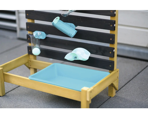 Spielküche aus Holz mit Wasserbahn und Zubehör