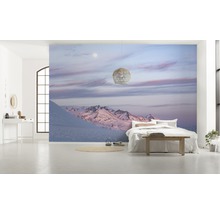 Wohnraum mit Fototapete Berglandschaft im Winter