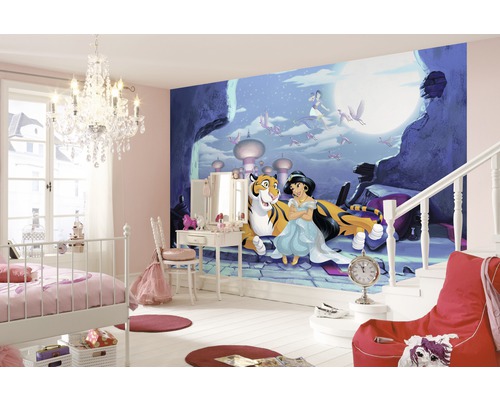 Kinderzimmer mit Wandbild von Aladdin, Jasmin und Abu