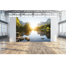 Raumbild mit Berglandschaft Fototapete an Wand