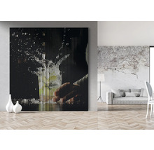 Dekorative Leinwand mit Getränkemotiv in einem modernen Wohnraum